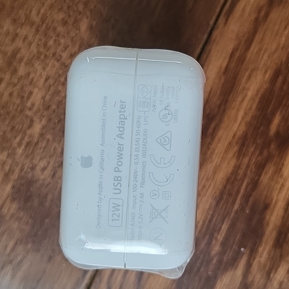 Apple adapter - Picture 4 of 4
